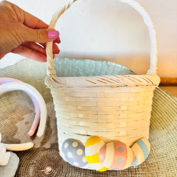 Easter baskets Yves Saint Laurent Dabber Girl’s Gift basket 6 pc set - Picture 7 of 8